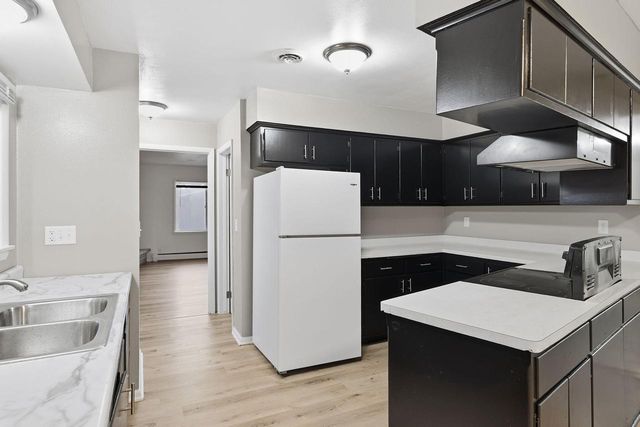 1718 Poplar AVENUE, South Milwaukee, WI 53172