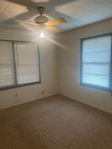 405 19th Street N, Texas City, TX 77590