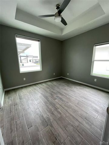 211 W Campeche Avenue, Alton, TX 78573