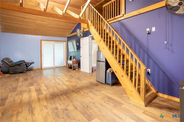 2203 E Trinity Street, Victoria, TX 77901