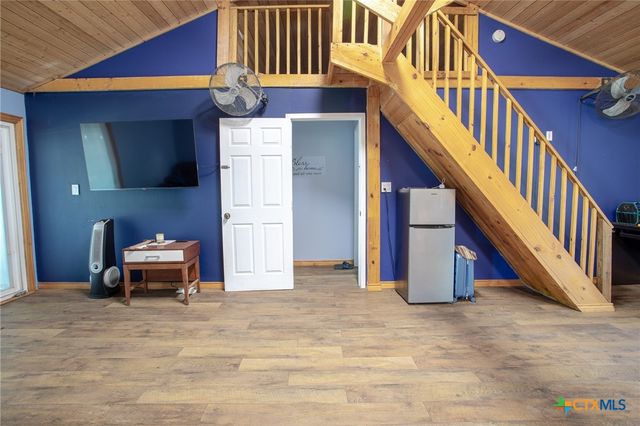 2203 E Trinity Street, Victoria, TX 77901