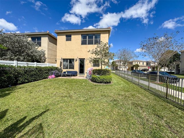 686 NE 191st Terrace, Miami, FL 33179
