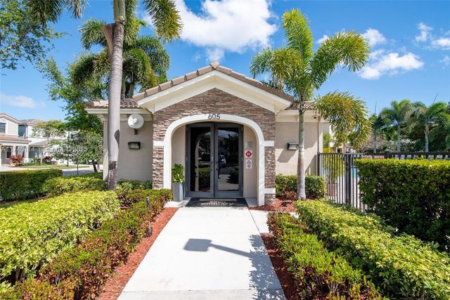 686 NE 191st Terrace, Miami, FL 33179