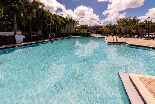 686 NE 191st Terrace, Miami, FL 33179