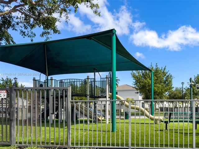 686 NE 191st Terrace, Miami, FL 33179