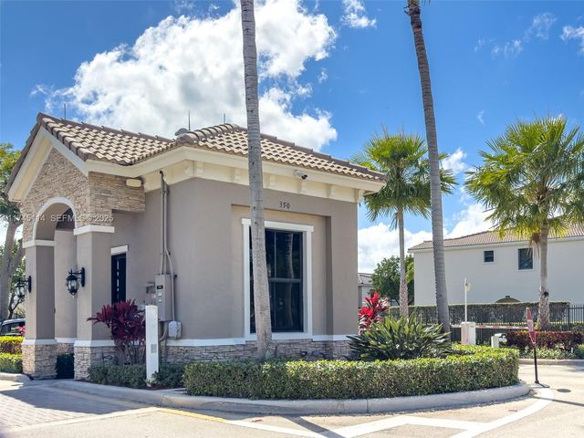 686 NE 191st Terrace, Miami, FL 33179