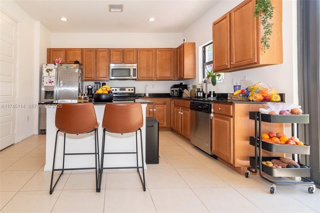 686 NE 191st Terrace, Miami, FL 33179
