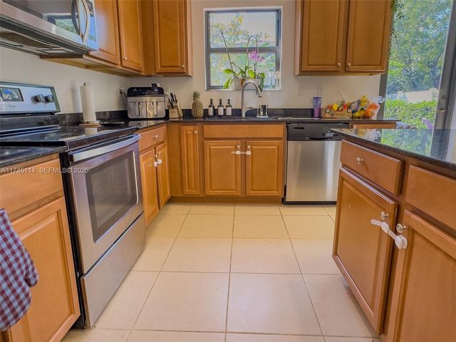 686 NE 191st Terrace, Miami, FL 33179