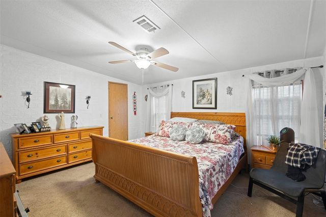 122 LEISURE WORLD DRIVE N, Debary, FL 32713