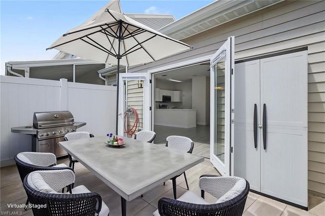 6081 Lake Front DR, Fort Myers, FL 33908