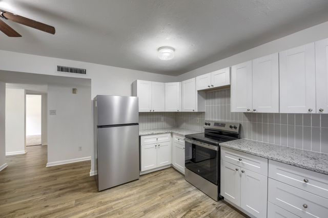 7209 Flameleaf Place, Dallas, TX 75249