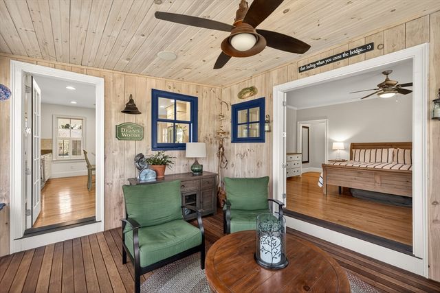 474 Davisville Rd, Falmouth, MA 02536