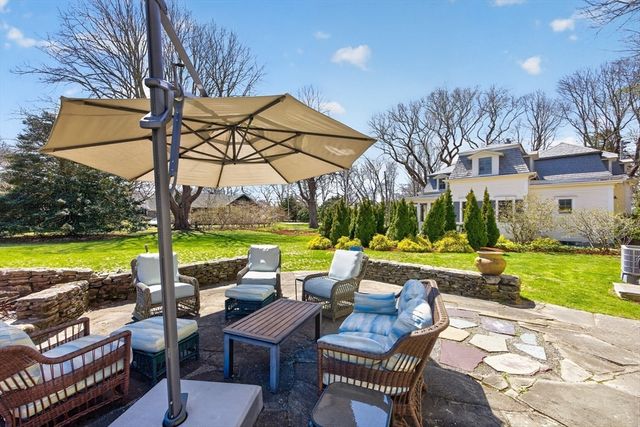 474 Davisville Rd, Falmouth, MA 02536