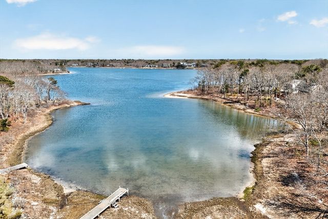474 Davisville Rd, Falmouth, MA 02536