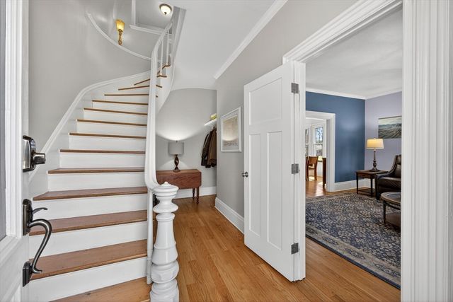 474 Davisville Rd, Falmouth, MA 02536