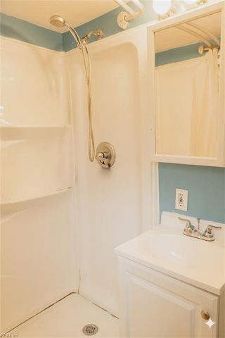 600 Cunningham RD, Virginia Beach, VA 23462