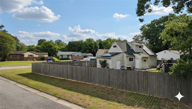600 Cunningham RD, Virginia Beach, VA 23462