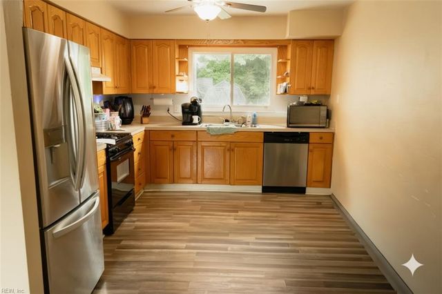 600 Cunningham RD, Virginia Beach, VA 23462