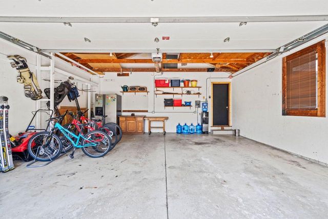 880 E Elm ROAD, Oak Creek, WI 53154