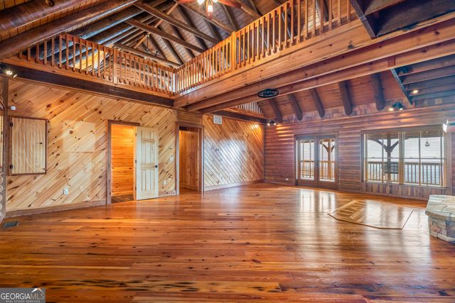 929 Hickory Nut Mountain Road, Clarkesville, GA 30523