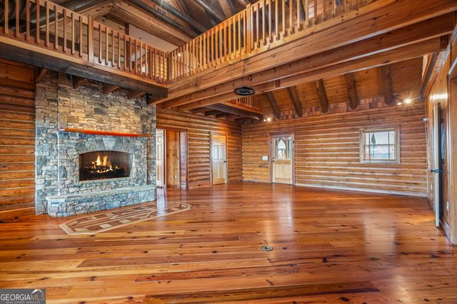 929 Hickory Nut Mountain Road, Clarkesville, GA 30523