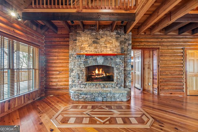 929 Hickory Nut Mountain Road, Clarkesville, GA 30523