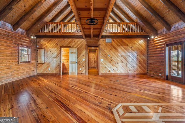 929 Hickory Nut Mountain Road, Clarkesville, GA 30523