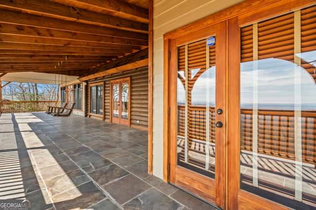 929 Hickory Nut Mountain Road, Clarkesville, GA 30523