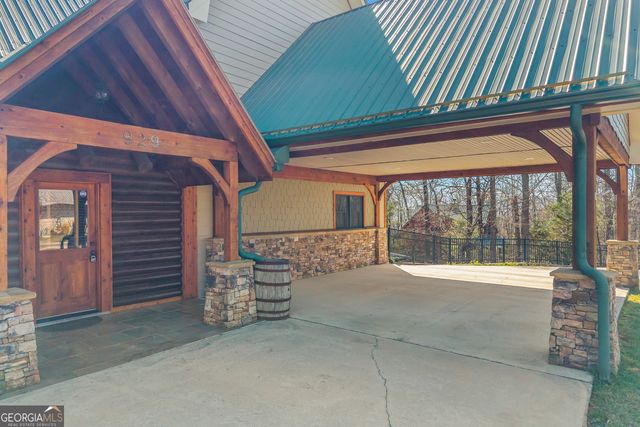 929 Hickory Nut Mountain Road, Clarkesville, GA 30523