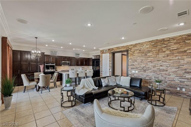 7 Braelinn Drive, Henderson, NV 89052