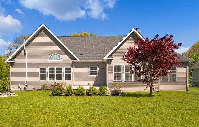 4960 Pheasant Way, Stevensville, MI 49127