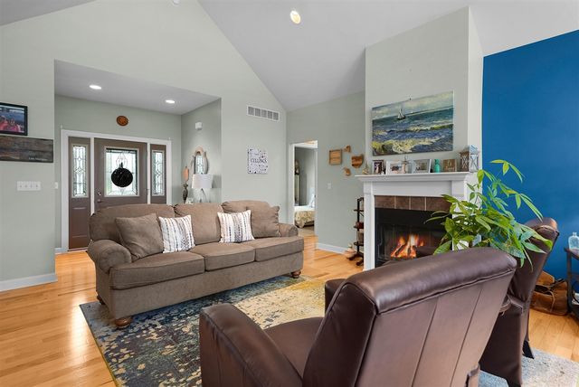 4960 Pheasant Way, Stevensville, MI 49127