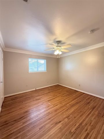 9506 Carousel Lane, Houston, TX 77080