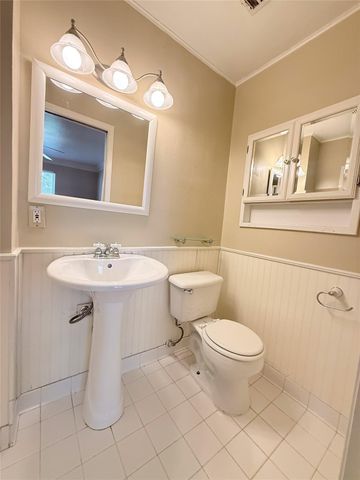 9506 Carousel Lane, Houston, TX 77080