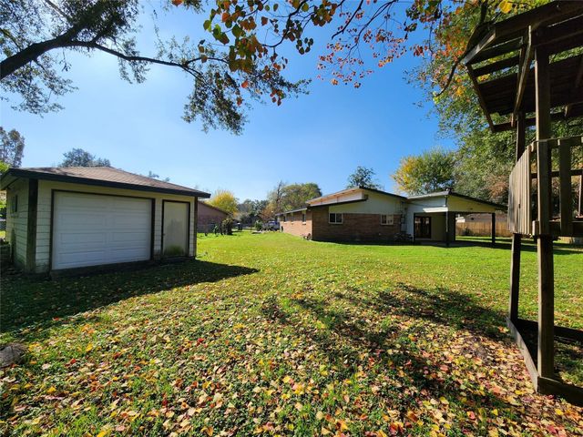 9506 Carousel Lane, Houston, TX 77080