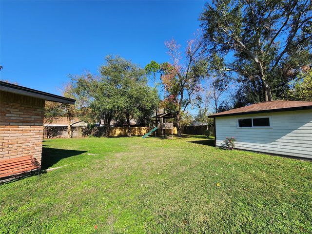 9506 Carousel Lane, Houston, TX 77080
