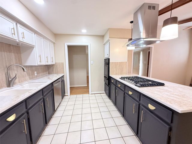 9506 Carousel Lane, Houston, TX 77080