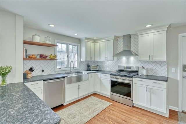 41 Old North Hill, Irondequoit, NY 14617