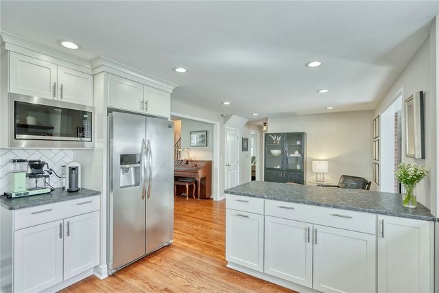 41 Old North Hill, Irondequoit, NY 14617