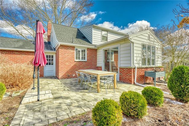 41 Old North Hill, Irondequoit, NY 14617