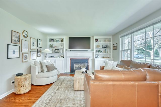 41 Old North Hill, Irondequoit, NY 14617