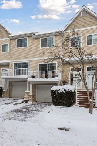 588 Willoughby Way W, Minnetonka, MN 55305