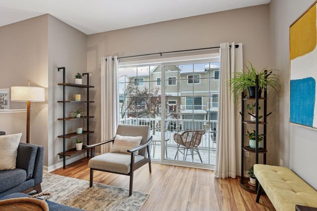 588 Willoughby Way W, Minnetonka, MN 55305