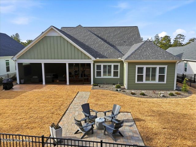 2768 W Timber Crest Drive NE, Leland, NC 28451