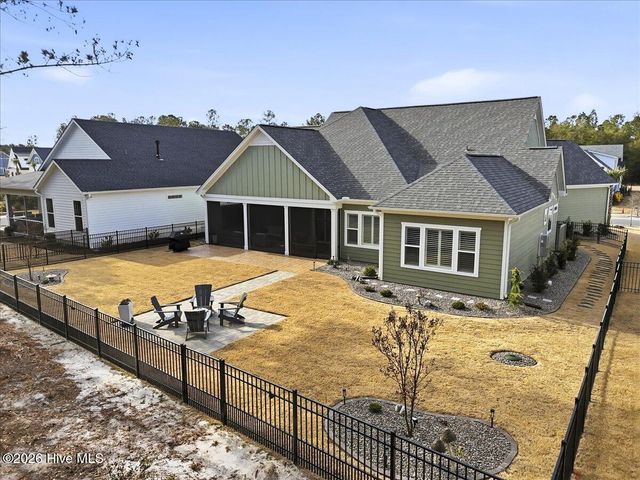 2768 W Timber Crest Drive NE, Leland, NC 28451