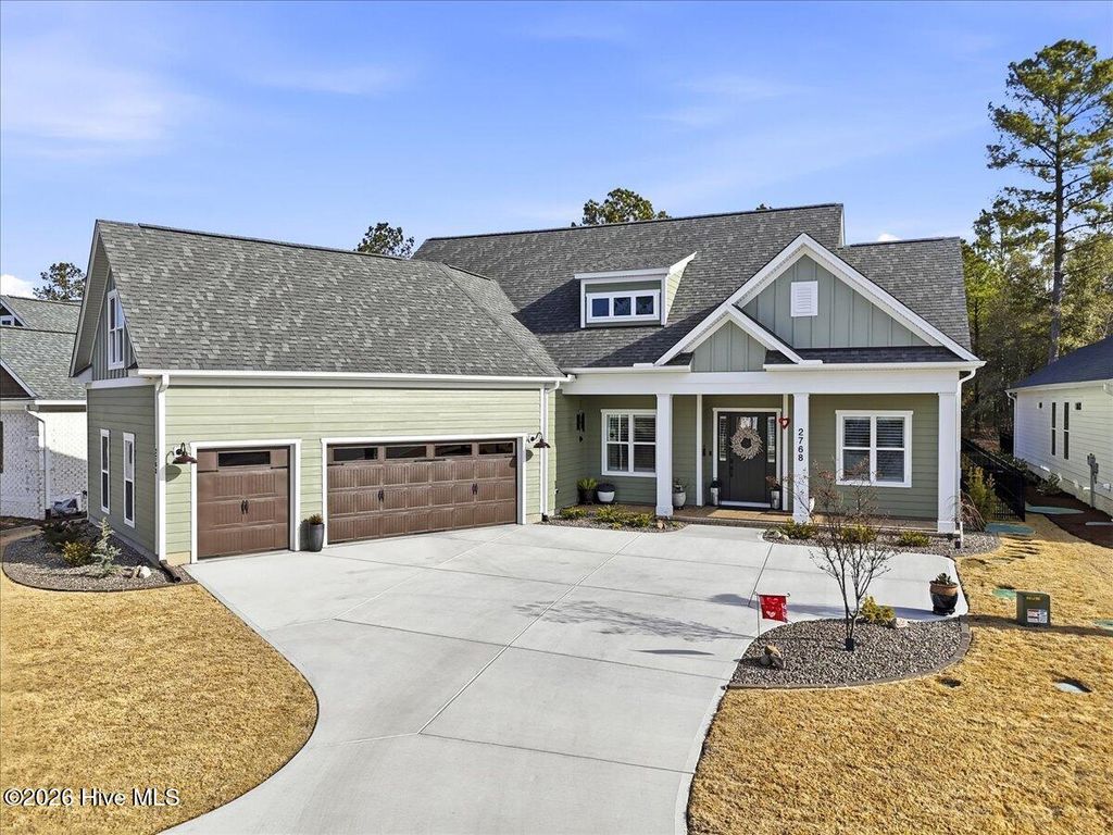 2768 W Timber Crest Drive NE, Leland, NC 28451