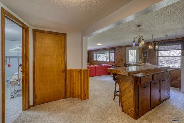 11719 W HWY 44, Rapid City, SD 57702