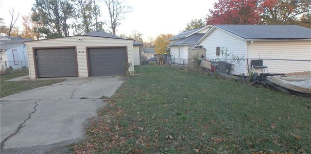 2310 SE Massachusetts Avenue, Topeka, KS 66605