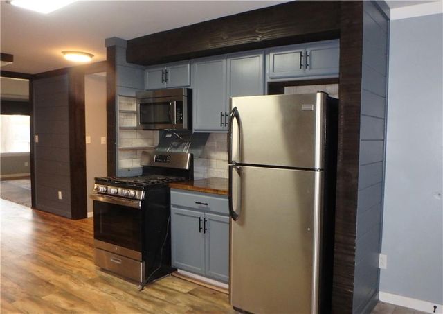 2310 SE Massachusetts Avenue, Topeka, KS 66605