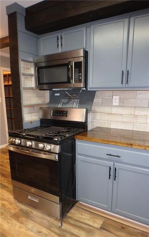 2310 SE Massachusetts Avenue, Topeka, KS 66605